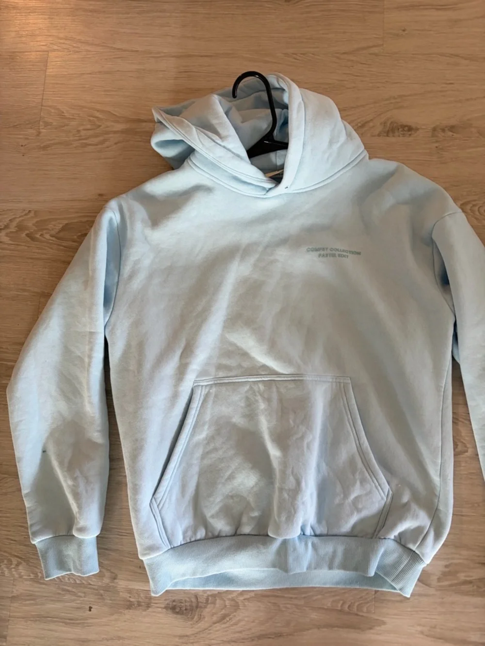 Comfrt Light Blue Hoodie & Sweatpants Set - Picture 3 of 6